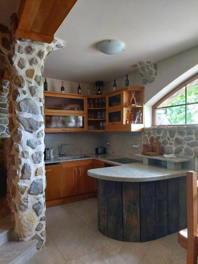 Zerko Holiday Home - Vineyard Chalet With Sauna And Jacuzzi Free Mirna Екстер'єр фото