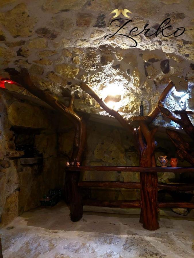 Zerko Holiday Home - Vineyard Chalet With Sauna And Jacuzzi Free Mirna Екстер'єр фото